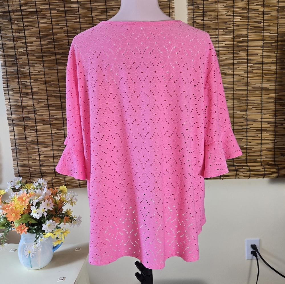 NWT Pink Eyelet Lace Bell Sleeve V Neck Blouse - Picture 6 of 11